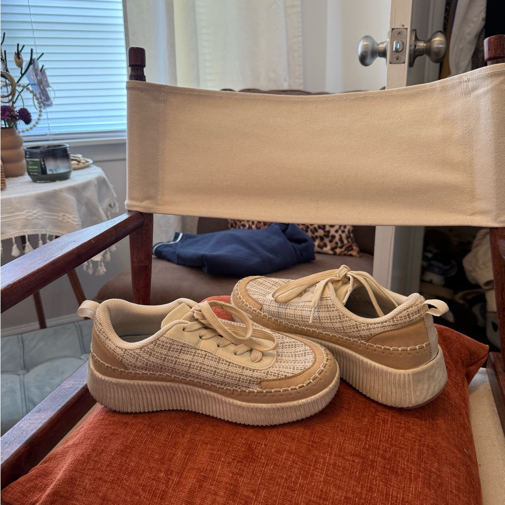 Target Women's Platform Shoes in Cream and Tan